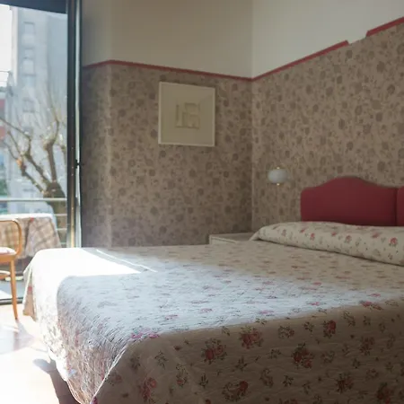 Del Mel Hotel 3*