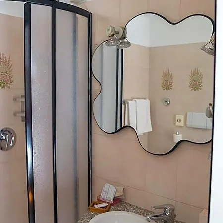 Hotel Hotel Locanda Mel 3*